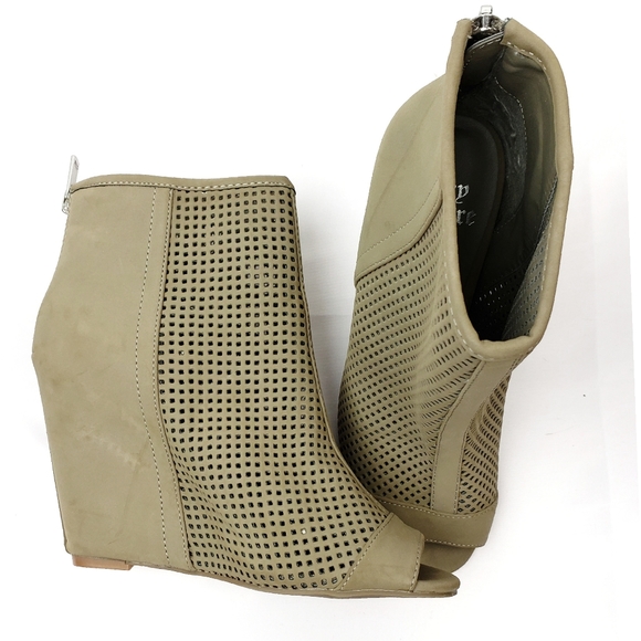 Juicy Couture Peep Toe Wedge Ankle Boots 6 - Picture 2 of 8